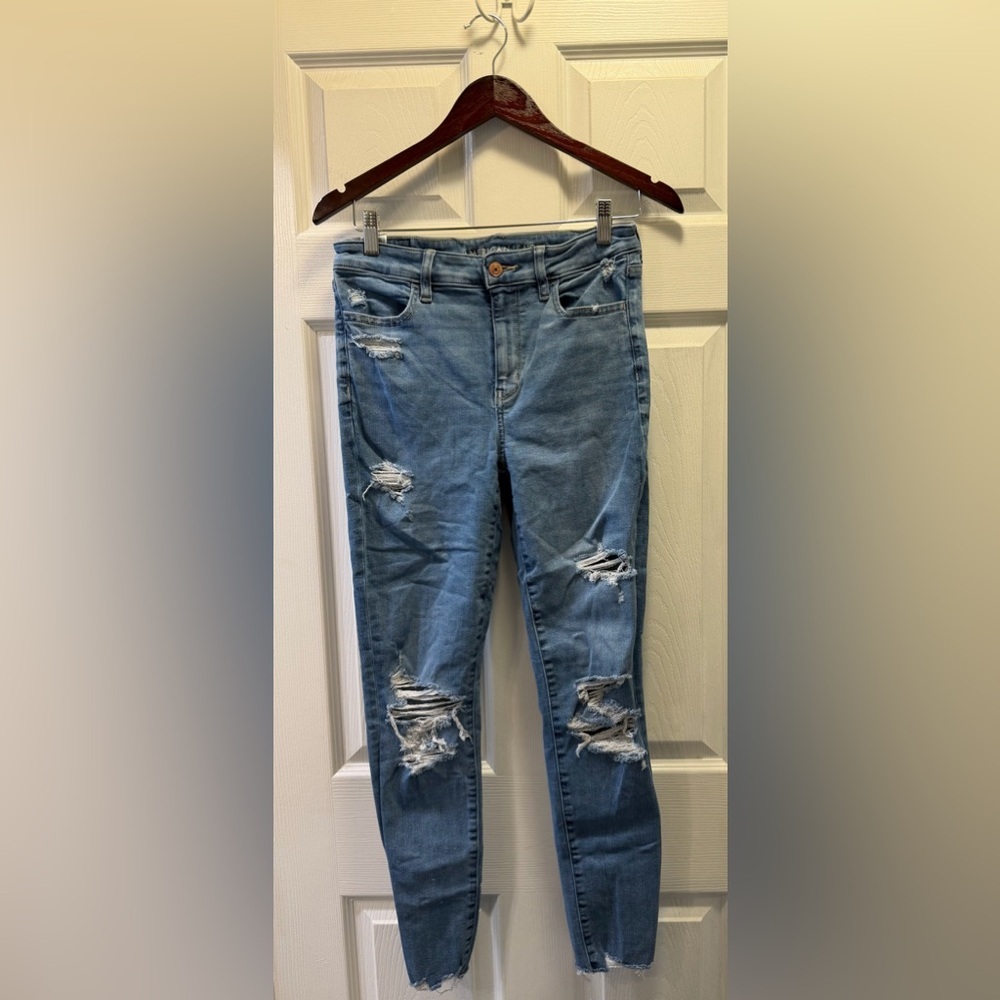 American Eagle Outfitters Light Blue Distressed Jeggings